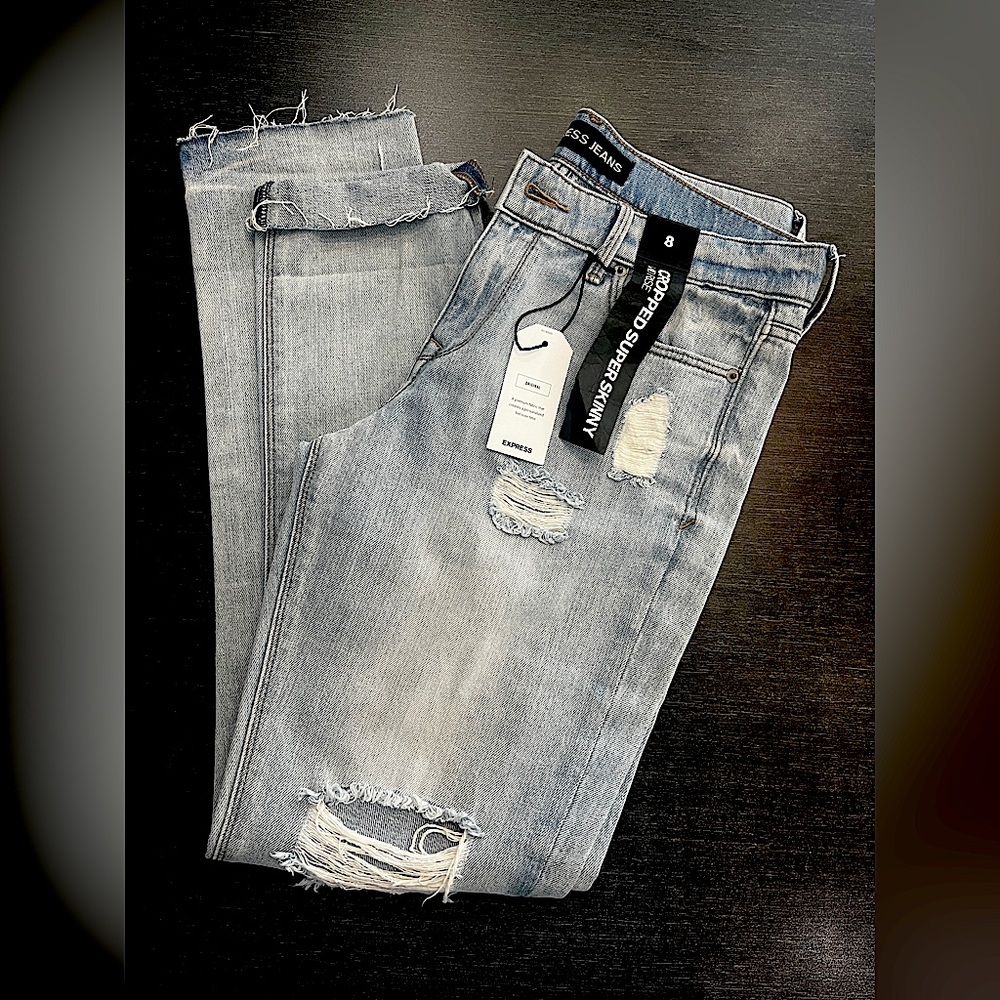 NWT Express Cropped Skinny Jean 💖